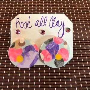 Rosé all clay earrings
